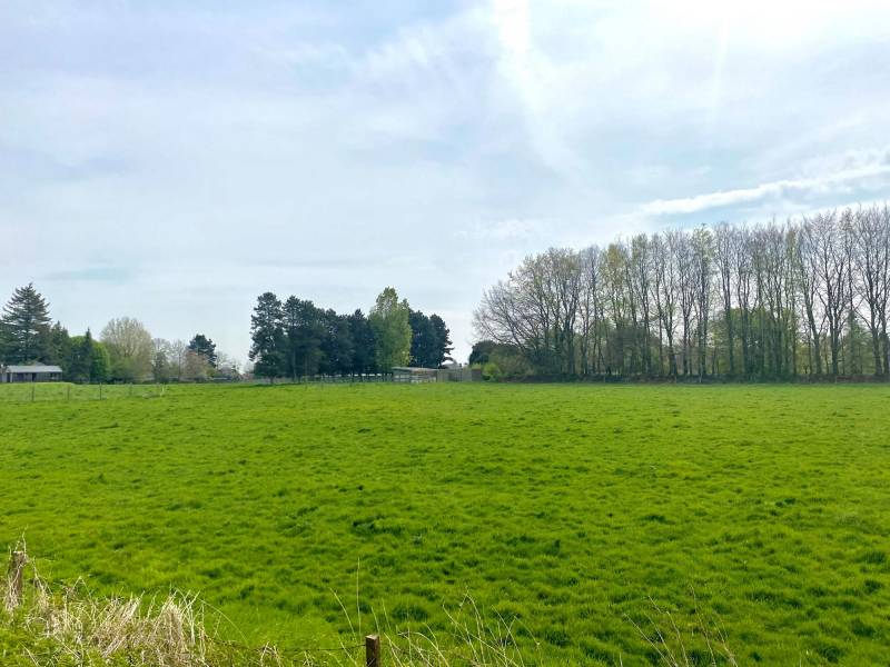 A vendre terrain viabilisé 400 m² proche de tous commerces proche de Barentin sur la commune d'Yvetot 76190