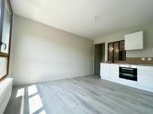 A vendre appartement F2/T2 rénové avec une chambre et parking et cellier quartier CHU rive Droite à Rouen 76000